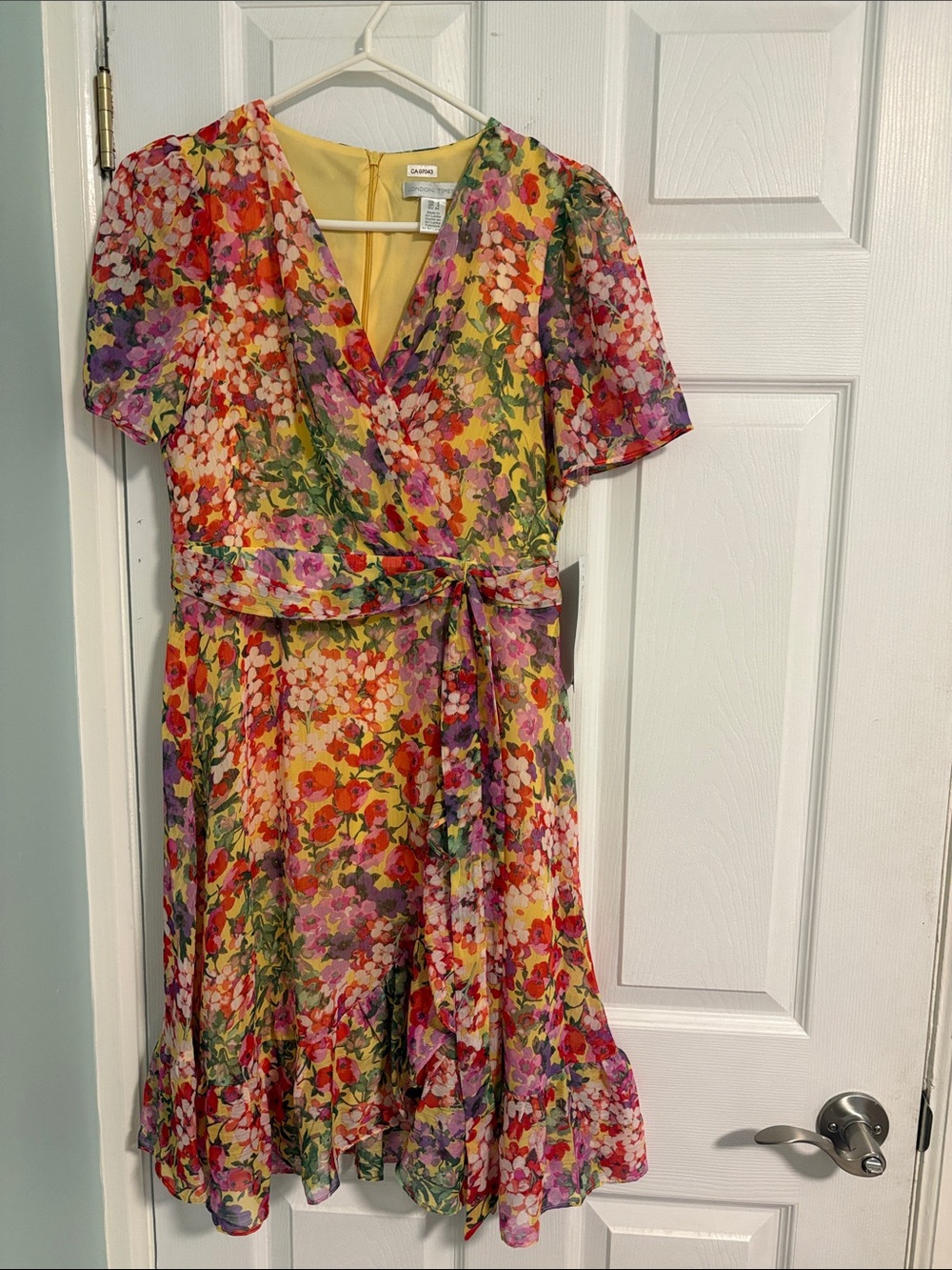 LONDON TIMES | Floral Mini Dress with Tie